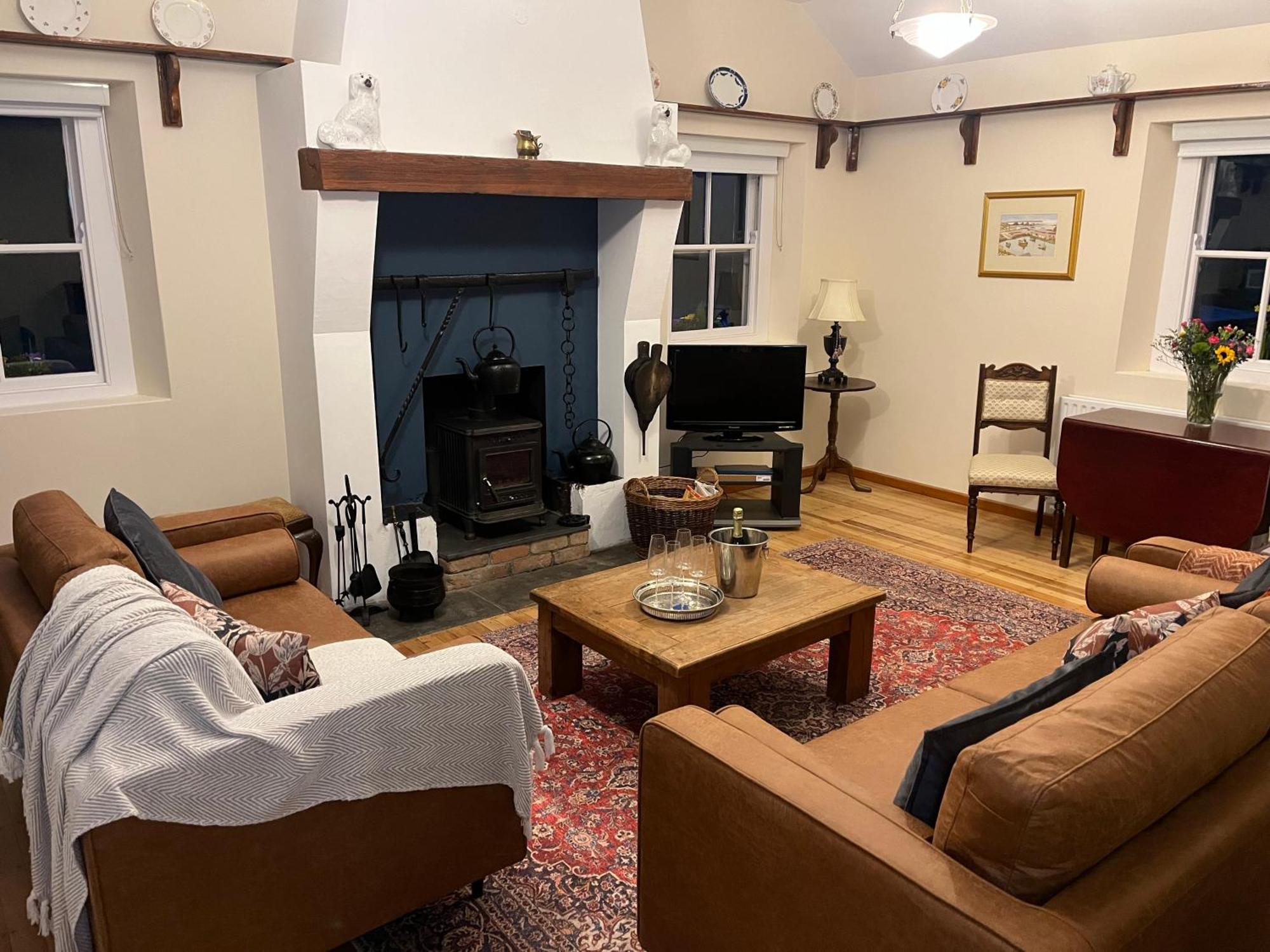 Dunnaglea Cottage, バリントイ エクステリア 写真