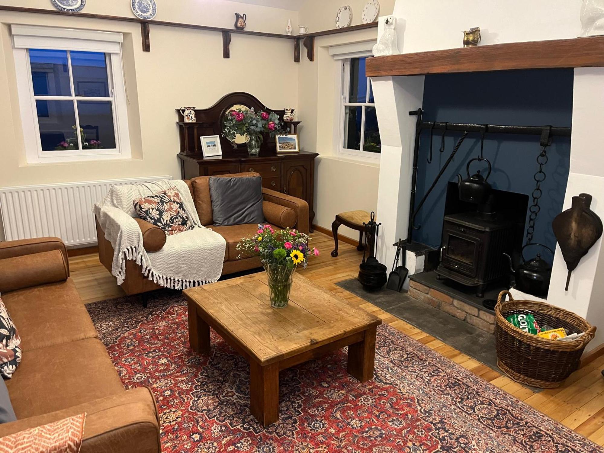 Dunnaglea Cottage, バリントイ エクステリア 写真